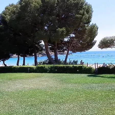 Apartman Bel Bord De Roses